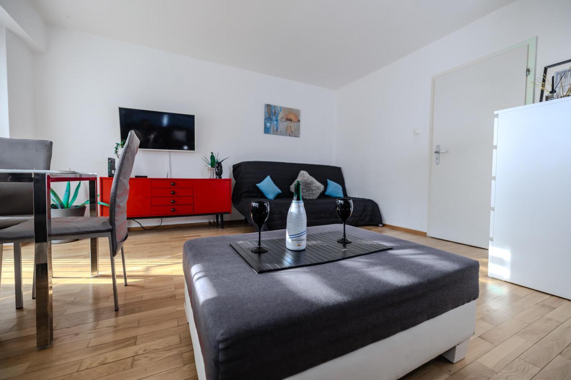 Apartament Ochota วอร์ซอ ภายนอก รูปภาพ